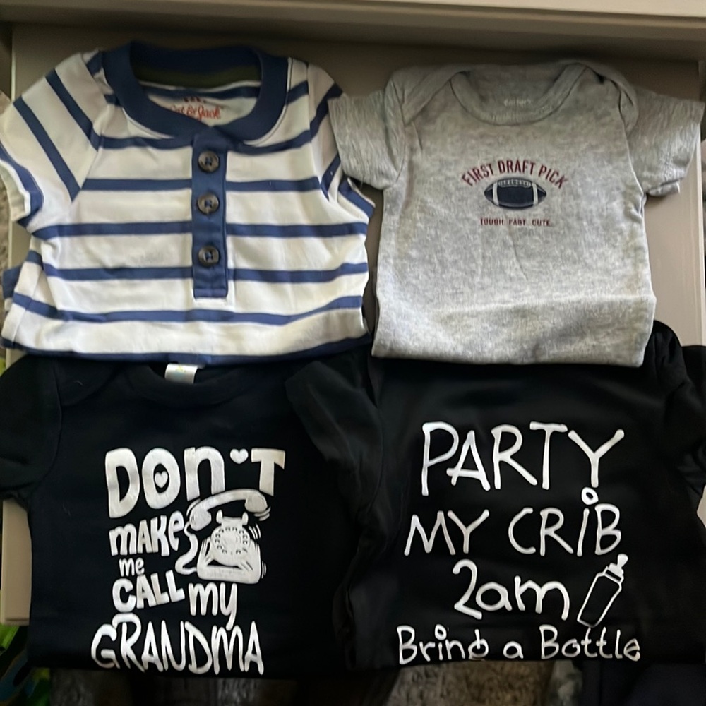 (4) newborn bodysuit